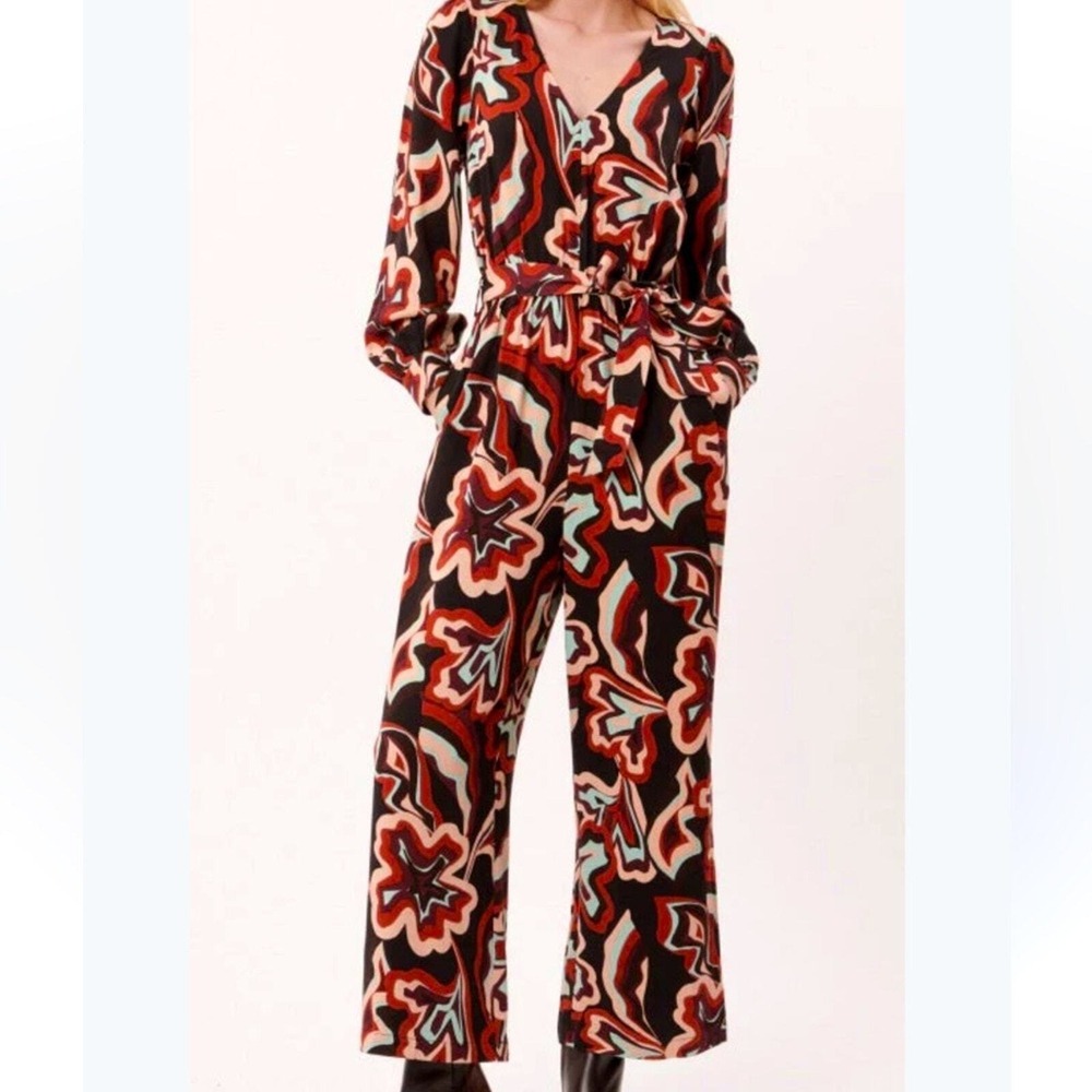 FRNCH NWT‎ size small Leen printed jumpsuit, long sleeve , oversized, belt, bold